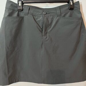 Grey size small skort.  Wore just a few times.  Very fun